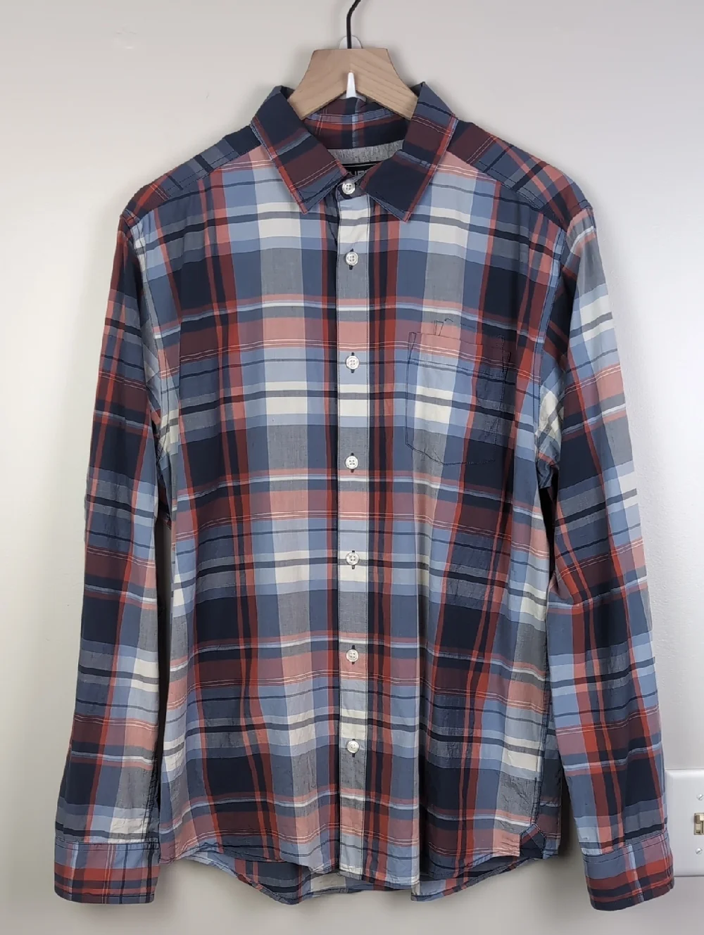 The NorthFace | Plaid Long-Sleeve Button Down Shirt | Blue, Red, Grey, White | L